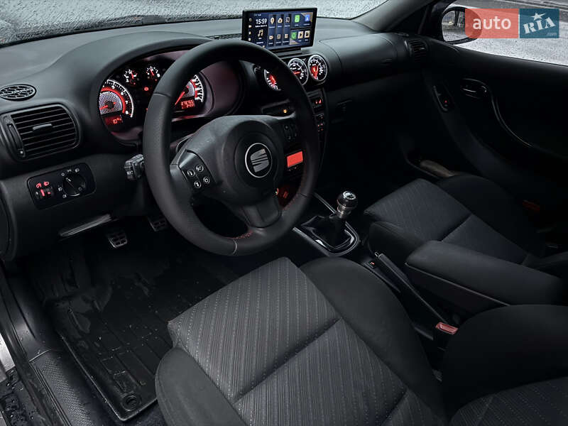 Хэтчбек SEAT Leon 2004 в Каменском фото 33 Хэтчбек SEAT Leon 2004 в Каменском