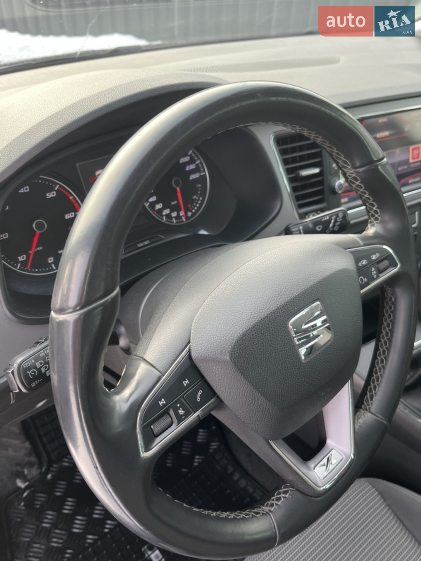 2017 SEAT Leon - мініатюра 9