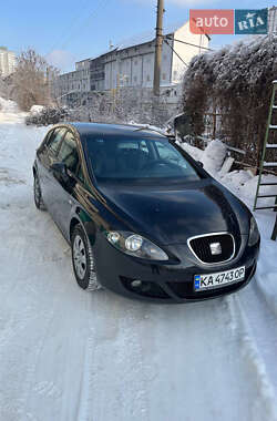 Хетчбек SEAT Leon 2008 в Києві