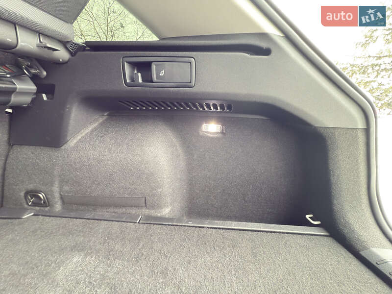 Универсал SEAT Leon 2022 в Луцке