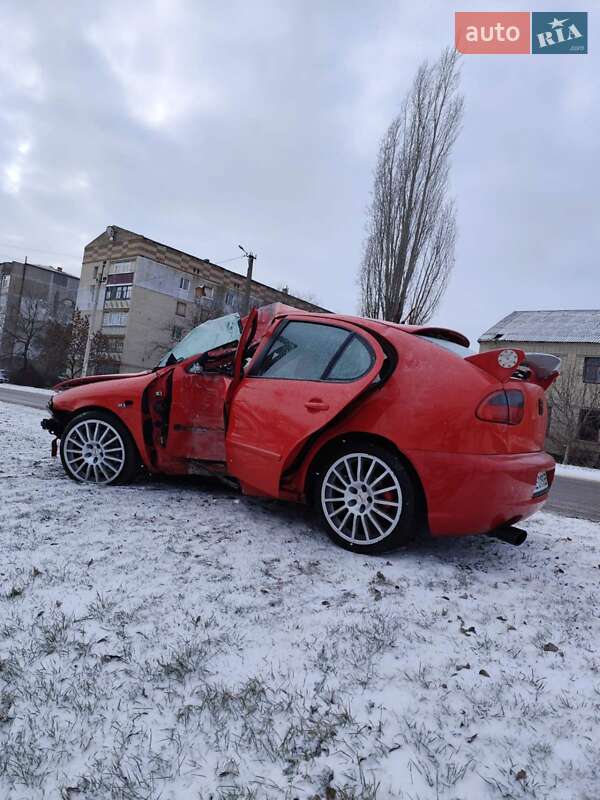 Хэтчбек SEAT Leon 2004 в Николаеве
