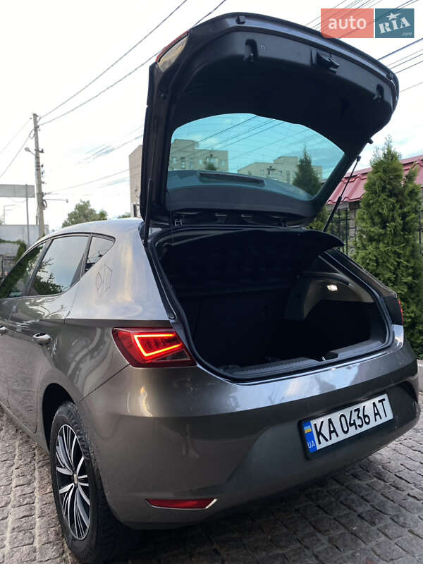 Хэтчбек SEAT Leon 2014 в Первомайске