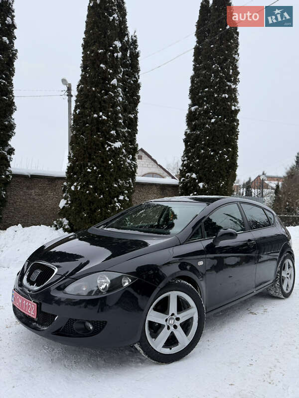 Хэтчбек SEAT Leon 2006 в Луцке