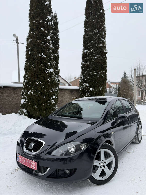 Хэтчбек SEAT Leon 2006 в Луцке