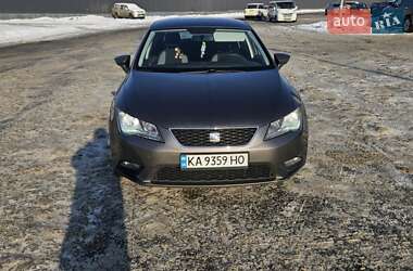 Хэтчбек SEAT Leon 2016 в Киеве