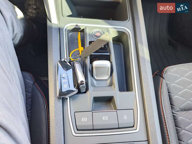 Хэтчбек SEAT Leon 2025 в Кропивницком фото 17 Хэтчбек SEAT Leon 2025 в Кропивницком