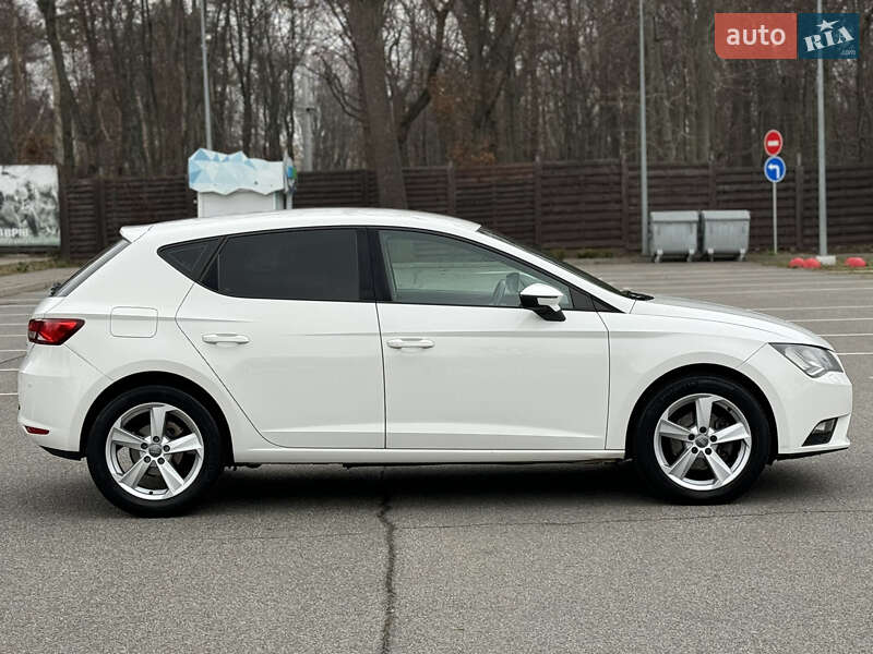 Хетчбек SEAT Leon 2013 в Харкові