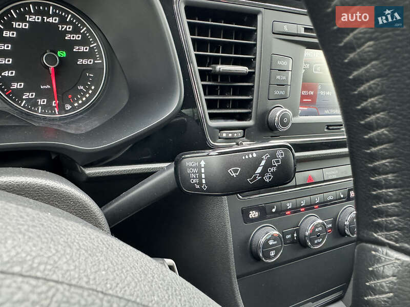 Хетчбек SEAT Leon 2013 в Харкові