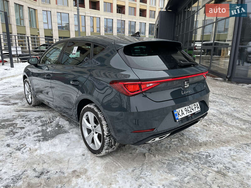 Хэтчбек SEAT Leon 2025 в Киеве фото 7 Хэтчбек SEAT Leon 2025 в Киеве