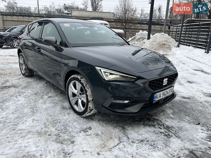 Хэтчбек SEAT Leon 2025 в Киеве фото 11 Хэтчбек SEAT Leon 2025 в Киеве