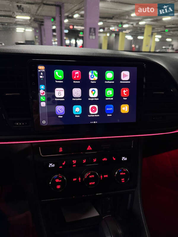 Хетчбек SEAT Leon 2015 в Києві