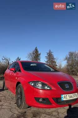 Хэтчбек SEAT Leon 2005 в Покрове