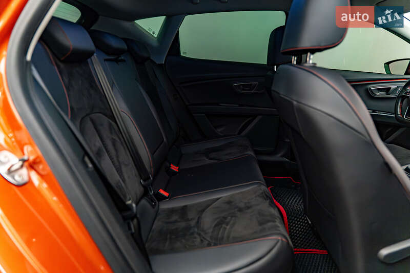 Хетчбек SEAT Leon 2018 в Києві фото 20 Хетчбек SEAT Leon 2018 в Києві