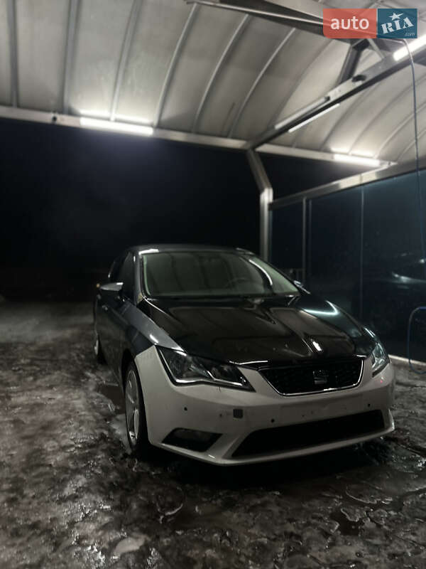 Хэтчбек SEAT Leon 2013 в Киеве фото 15 Хэтчбек SEAT Leon 2013 в Киеве