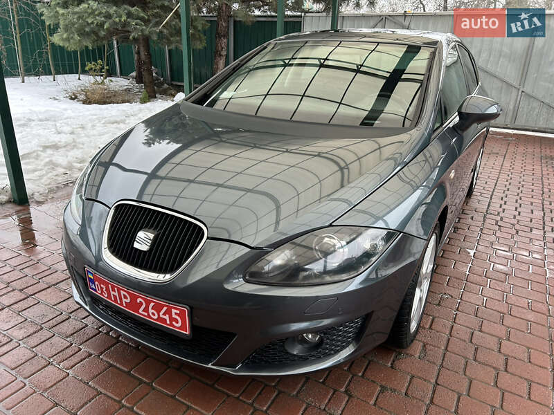 Хетчбек SEAT Leon 2011 в Білій Церкві фото Хетчбек SEAT Leon 2011 в Білій Церкві