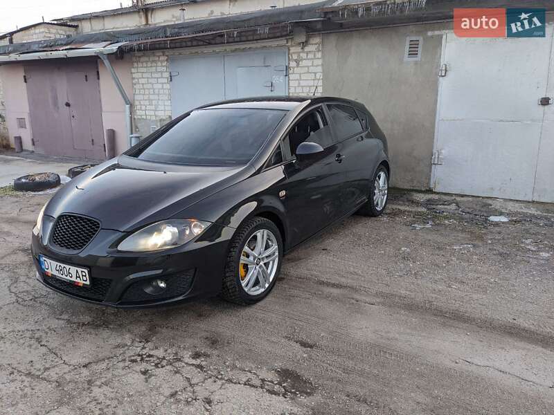 SEAT Leon 2011 SEAT Leon 2011
