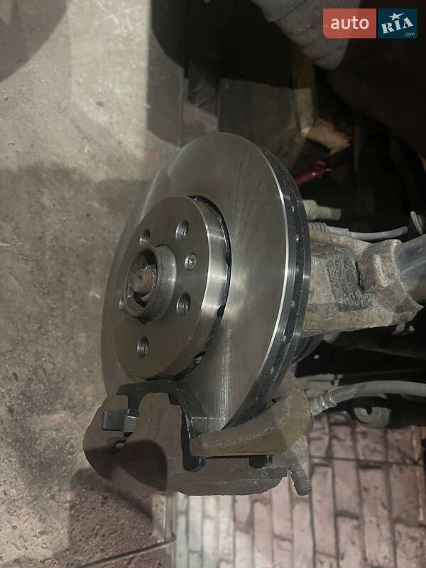 Хетчбек SEAT Leon 2000 в Дніпрі