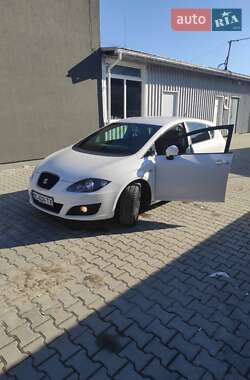 Хэтчбек SEAT Leon 2011 в Дрогобыче