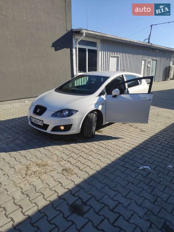 Хетчбек SEAT Leon 2011 в Дрогобичі