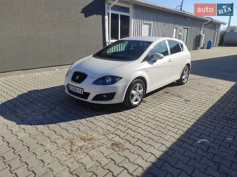 Хетчбек SEAT Leon 2011 в Дрогобичі