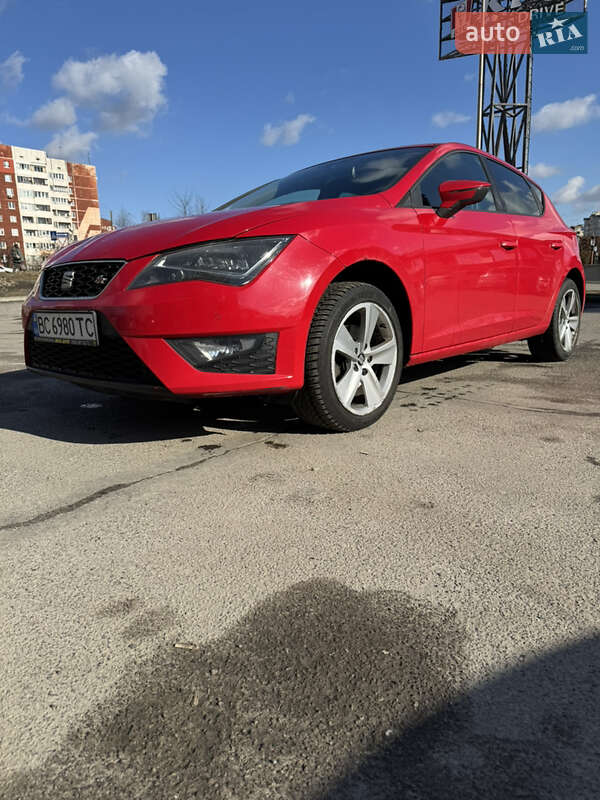 Хетчбек SEAT Leon 2014 в Львові фото Хетчбек SEAT Leon 2014 в Львові