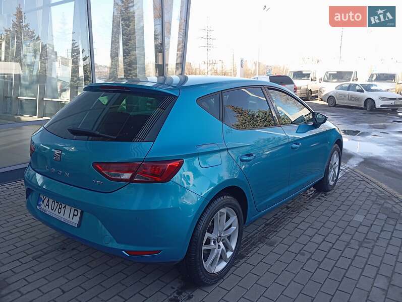 Хетчбек SEAT Leon 2016 в Києві