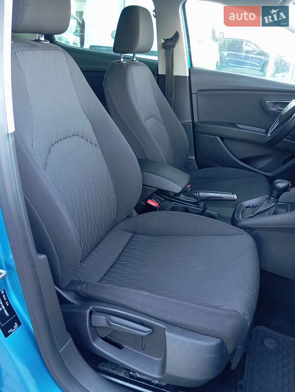 Хетчбек SEAT Leon 2016 в Києві