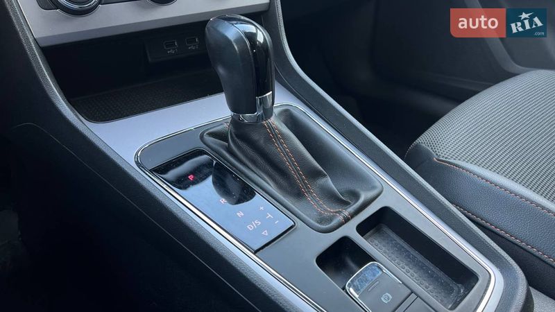 Универсал SEAT Leon 2019 в Киеве фото 21 Универсал SEAT Leon 2019 в Киеве