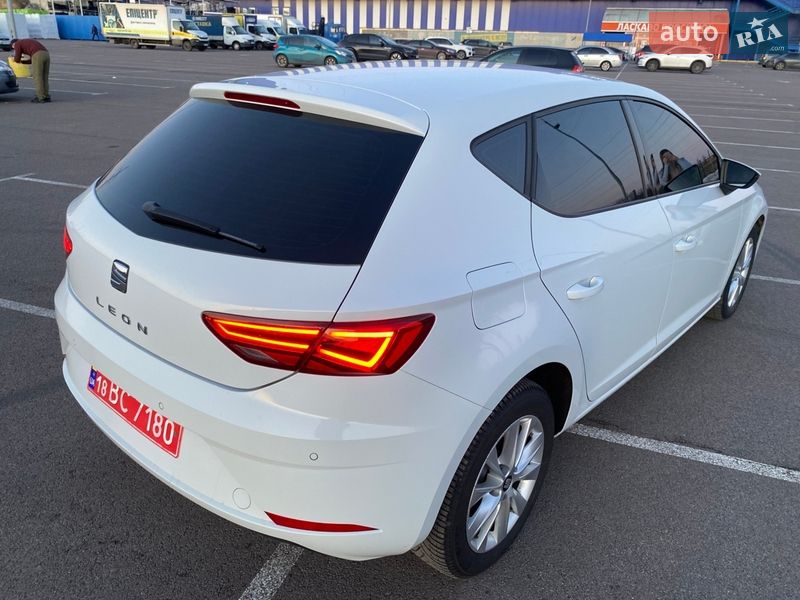 Хэтчбек SEAT Leon 2018 в Ровно