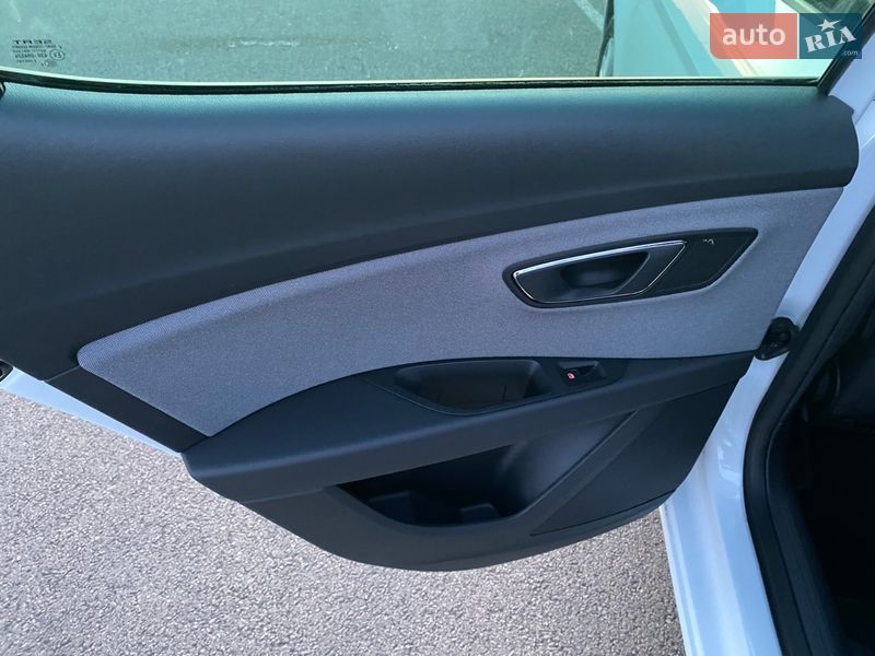 Хэтчбек SEAT Leon 2018 в Ровно