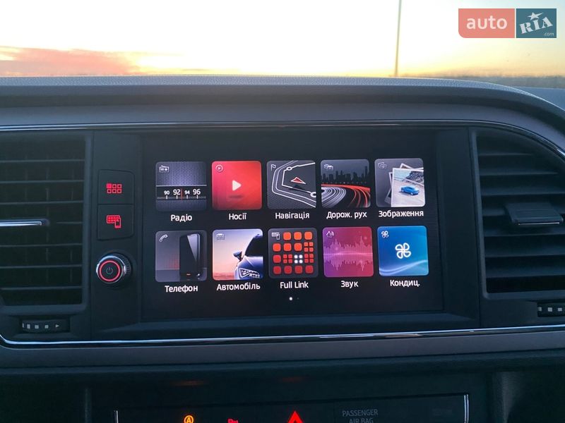 Хэтчбек SEAT Leon 2018 в Ровно