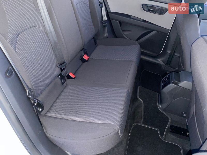 Хэтчбек SEAT Leon 2018 в Ровно