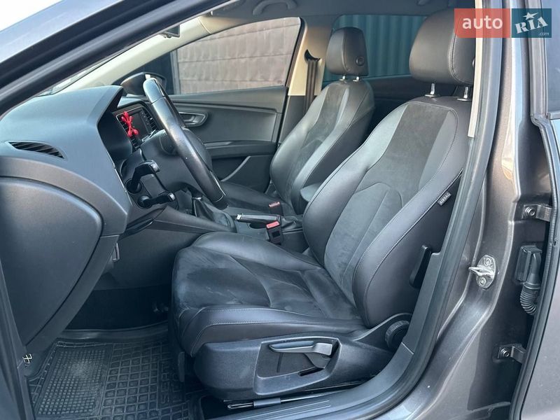 Универсал SEAT Leon 2014 в Киеве