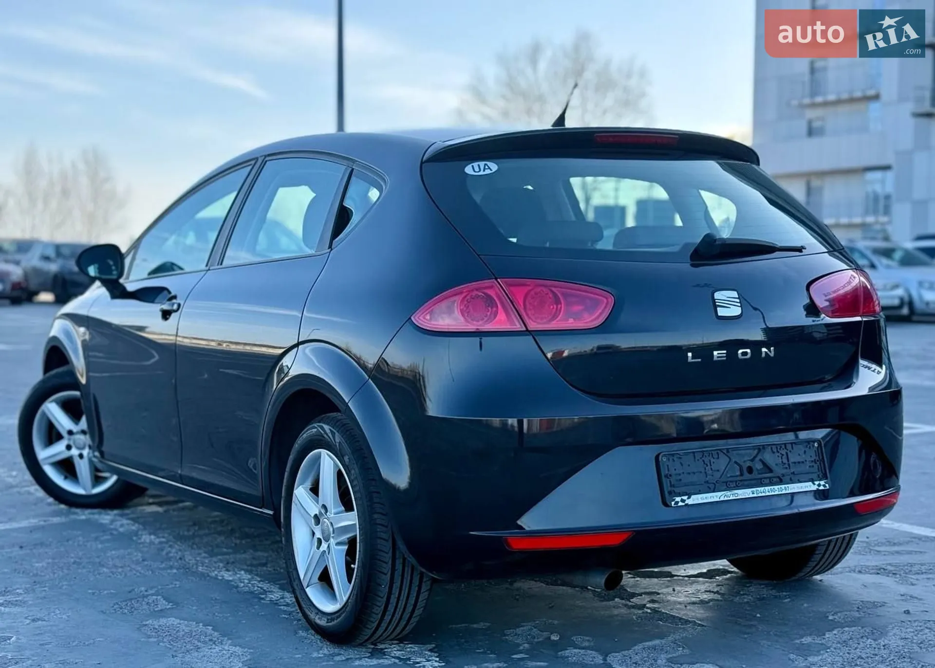 2011 SEAT Leon - мініатюра 8