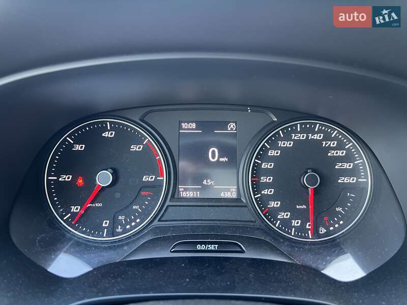 Хэтчбек SEAT Leon 2016 в Киеве