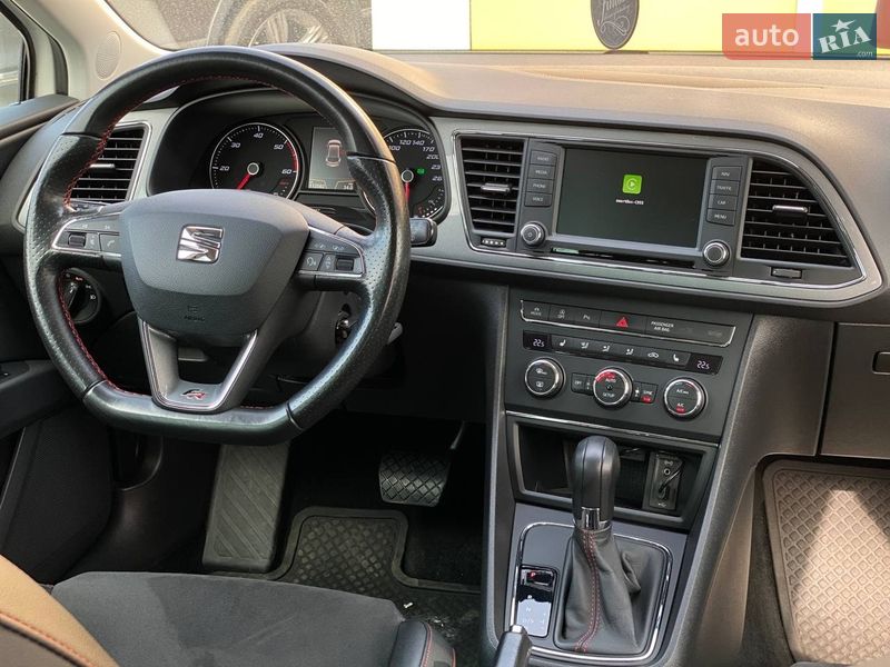 Хэтчбек SEAT Leon 2016 в Днепре