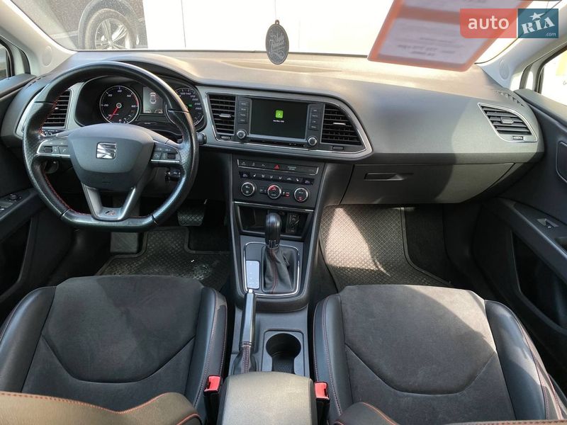 Хэтчбек SEAT Leon 2016 в Днепре