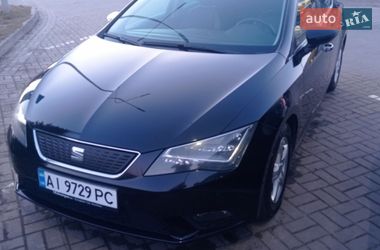 Хэтчбек SEAT Leon 2014 в Киеве