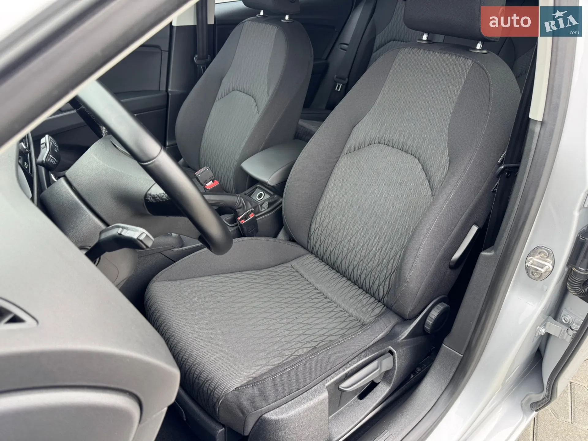 2016 SEAT Leon - мініатюра 21