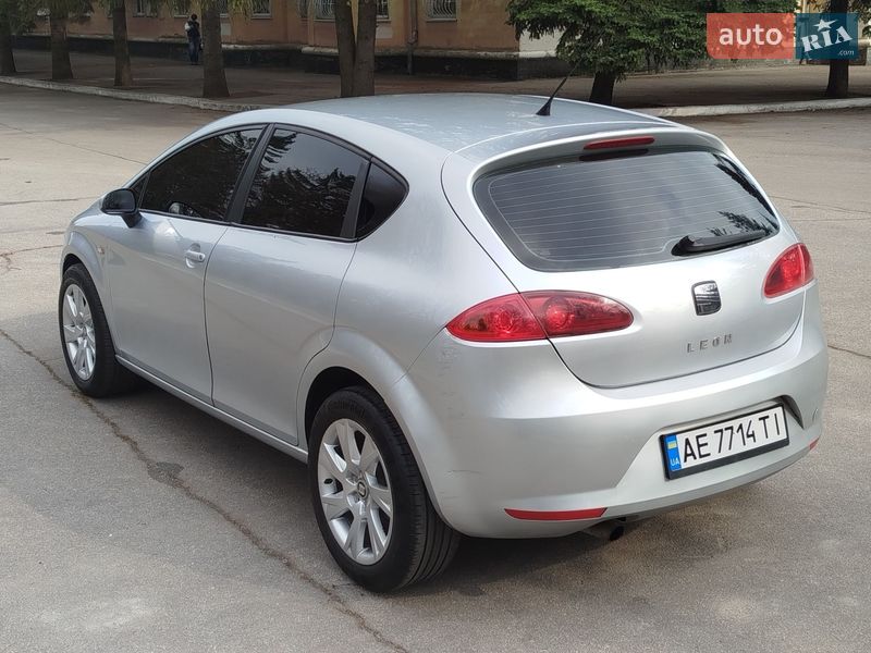Хетчбек SEAT Leon 2007 в Жовтих Водах