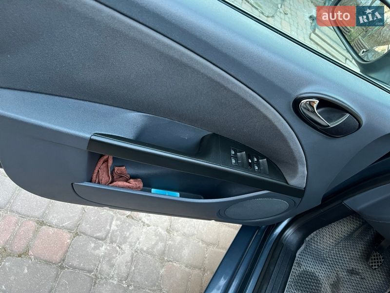 Хэтчбек SEAT Leon 2006 в Житомире фото 13 Хэтчбек SEAT Leon 2006 в Житомире