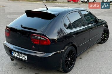 Хэтчбек SEAT Leon 2004 в Днепре