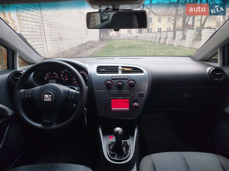 Хетчбек SEAT Leon 2007 в Жовтих Водах