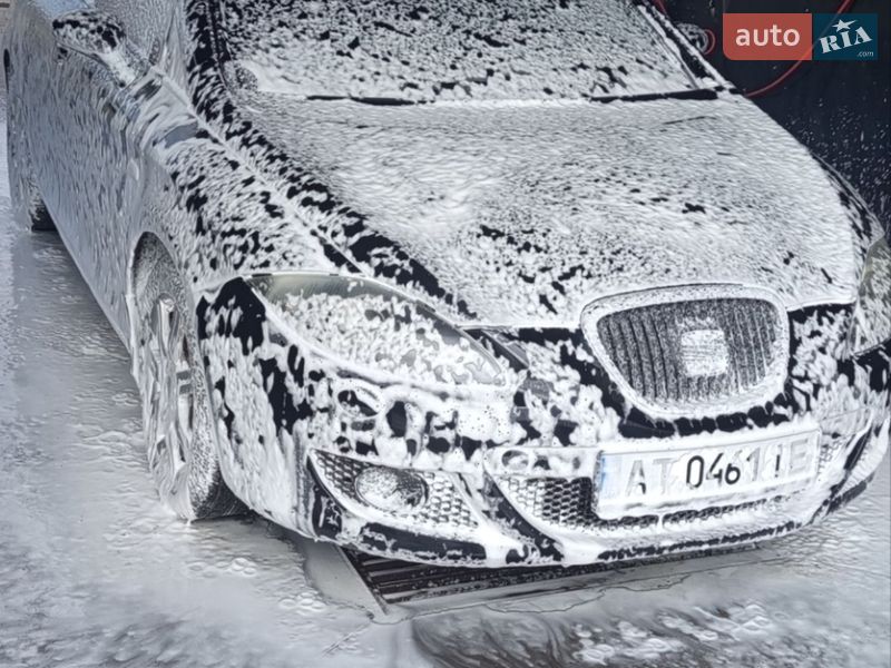 Хэтчбек SEAT Leon 2006 в Богородчанах