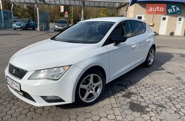 Хэтчбек SEAT Leon 2012 в Луцке
