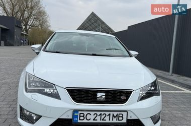 Хэтчбек SEAT Leon 2015 в Самборе