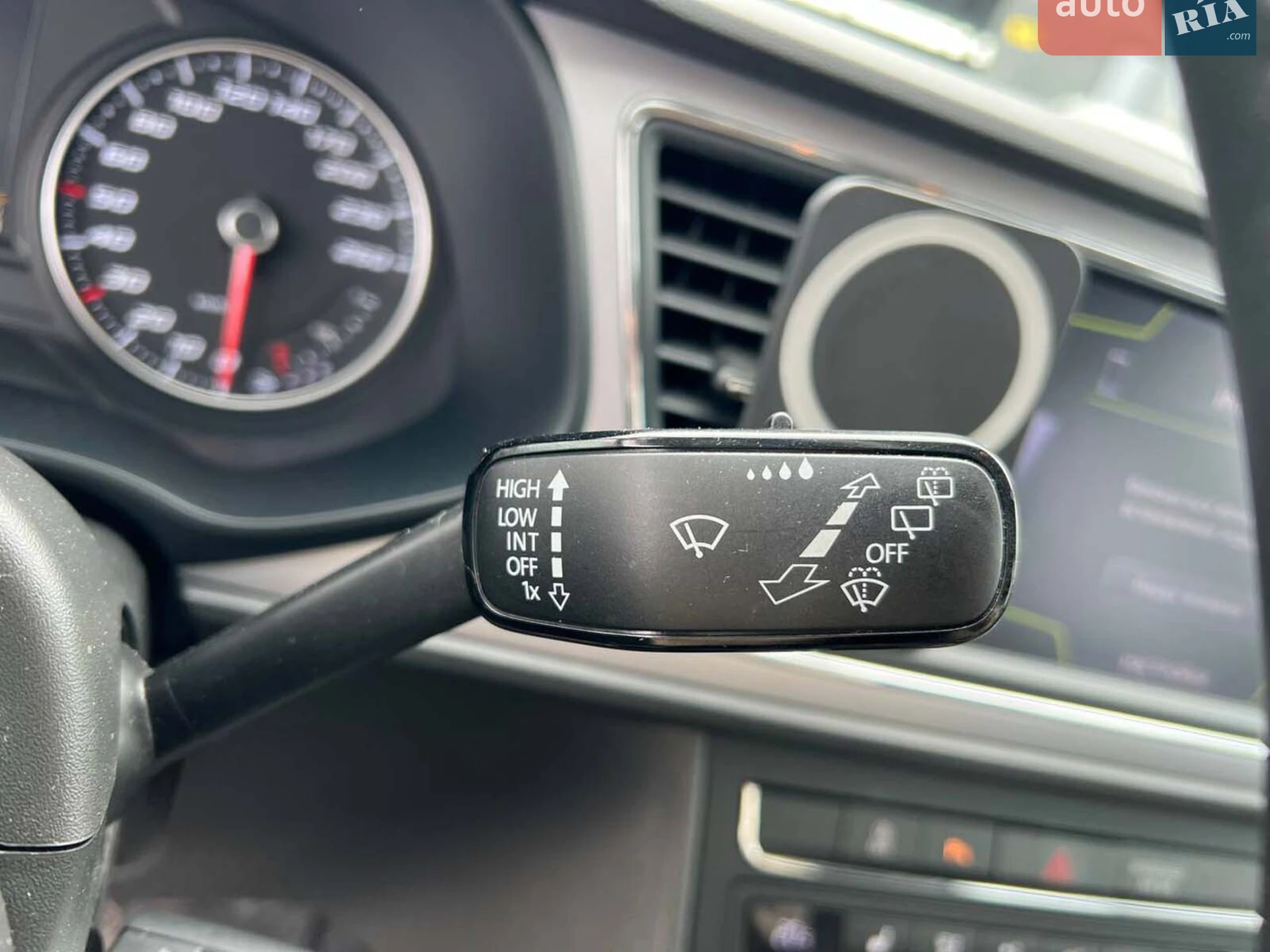 2017 SEAT Leon - мініатюра 27
