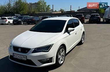 Хетчбек SEAT Leon 2016 в Києві
