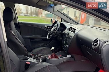 Хэтчбек SEAT Leon 2007 в Козельце