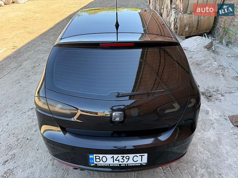 Хэтчбек SEAT Leon 2010 в Хмельницком